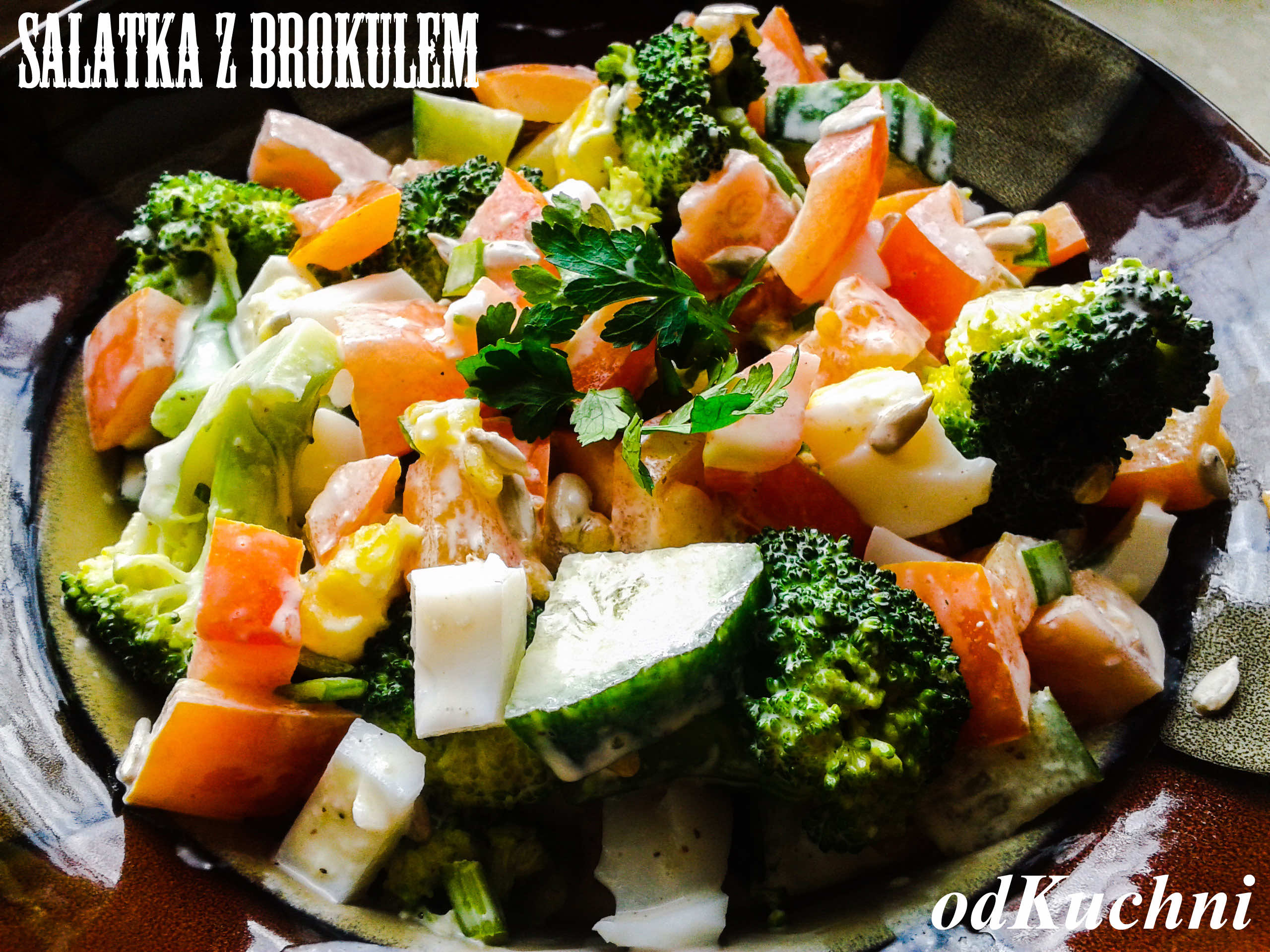 salatka-z-brokulem