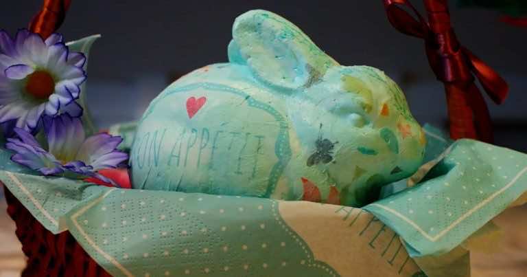 Wielkanocne inspiracje last minute – sztuka decoupage