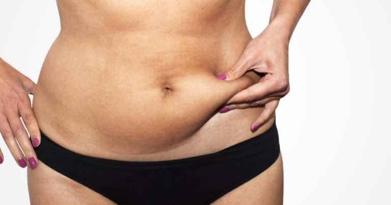 Jak walczyć z oponką na brzuchu – produkty, które rozprawią się z tłuszczem