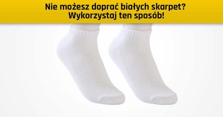 Nie możesz doprać białych skarpet? Wykorzystaj ten sposób!