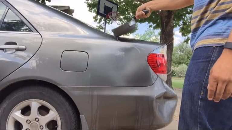 Masz gniecioną karoserię? Polej ją wrzątkiem, to wystarczy aby wyglądała znów jak nowa!