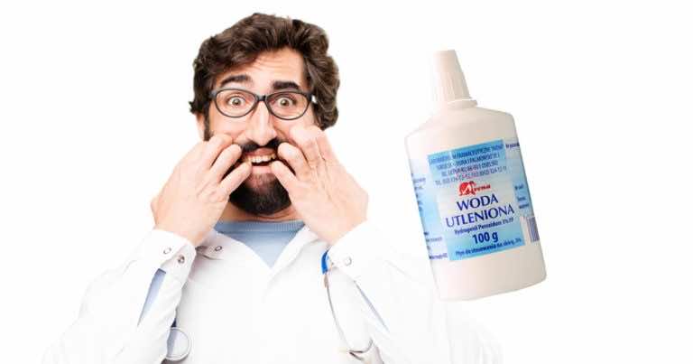 Nie odkaża się już ran wodą utlenioną. To duży błąd!