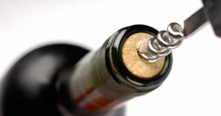 Data na butelce wina oznacza coś innego niż myślisz