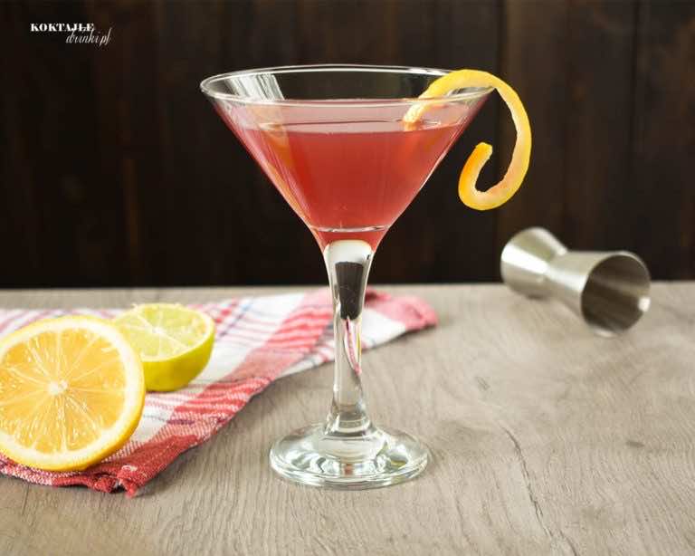 Cosmopolitan – popularny kobiecy drink | Koktajle-Drinki.pl