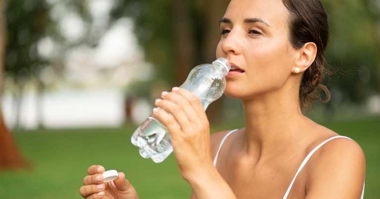 5 faktów, przez które nie kupisz więcej wody w butelce