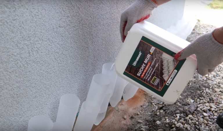 Masz problem z wilgocią na ścianach? Sprawdź, jak się go pozbyć – raz na zawsze!