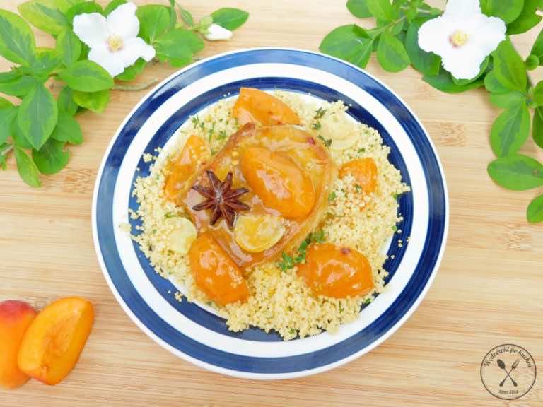 Schab w sosie morelowym z kaszą kuskus