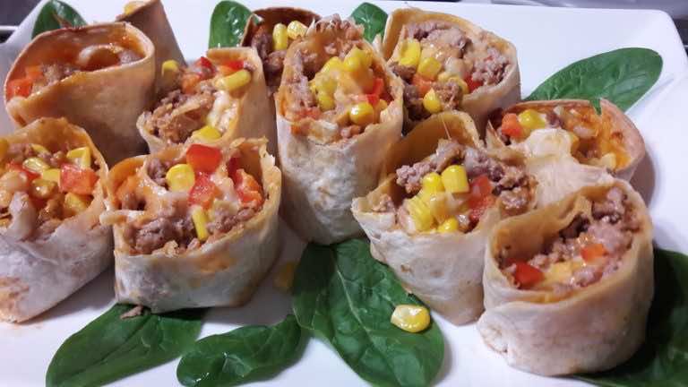 Roladki z tortilli z mięsem mielonym (zapiekane)