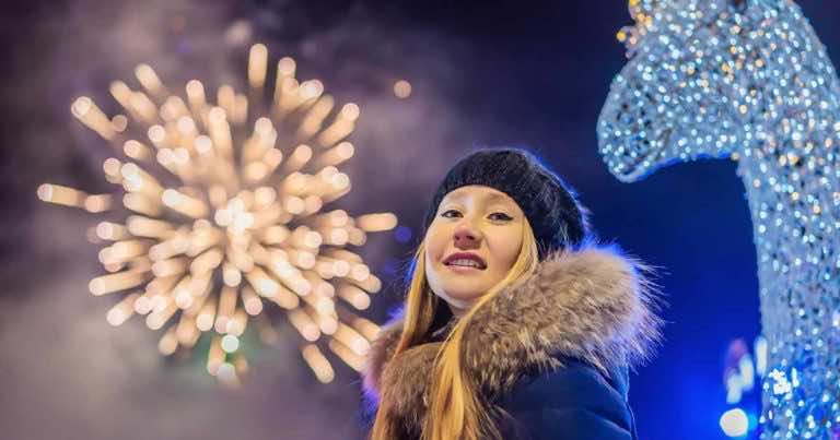 Zakaz przemieszczania w Sylwestra – w kilku sytuacjach możesz wyjść.