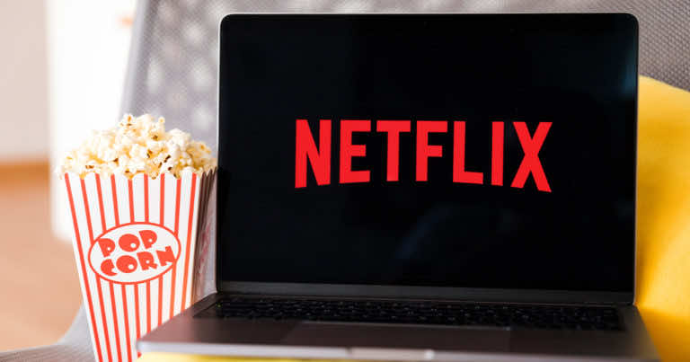 Dokumenty na Netflix, które zaskakują pokazując jak naprawdę działa świat