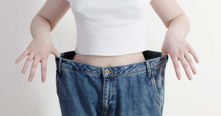 Jak jeść mniej kalorii niż potrzebujemy? Kilka prostych trików.