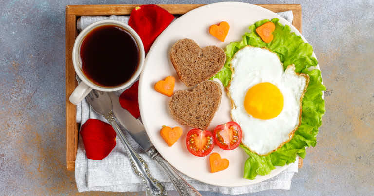 Dlaczego nie należy pomijać śniadania?