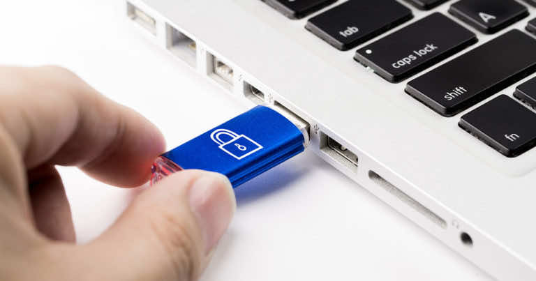 Backup – co to jest? Jak zrobić backup?