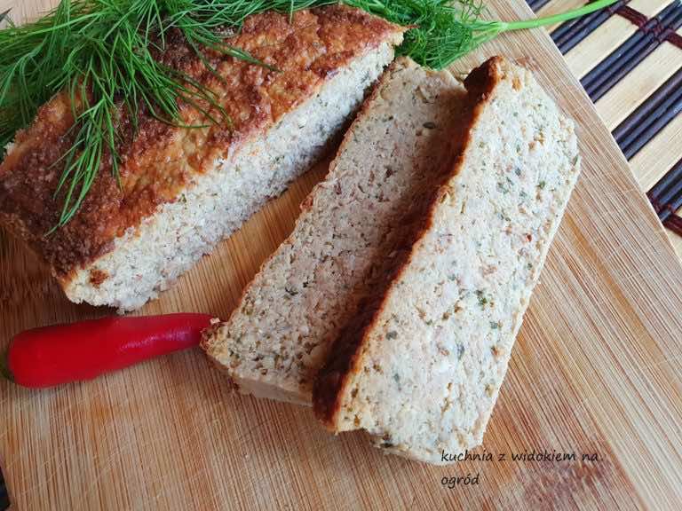 Poświąteczny pasztet z pieczonych i gotowanych mięs