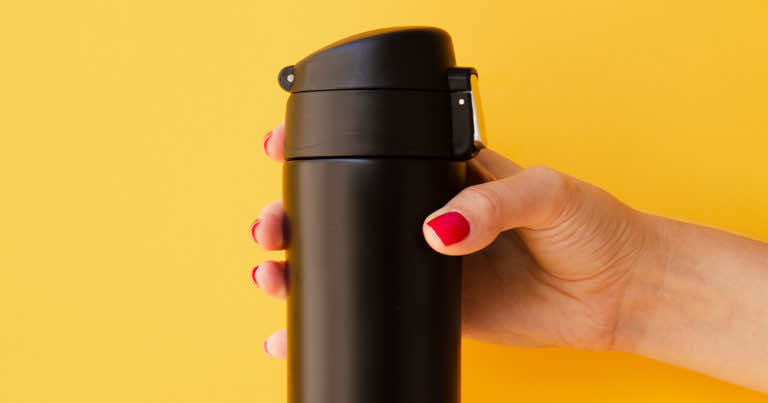 Brzydki zapach z termosu – jak go usunąć?