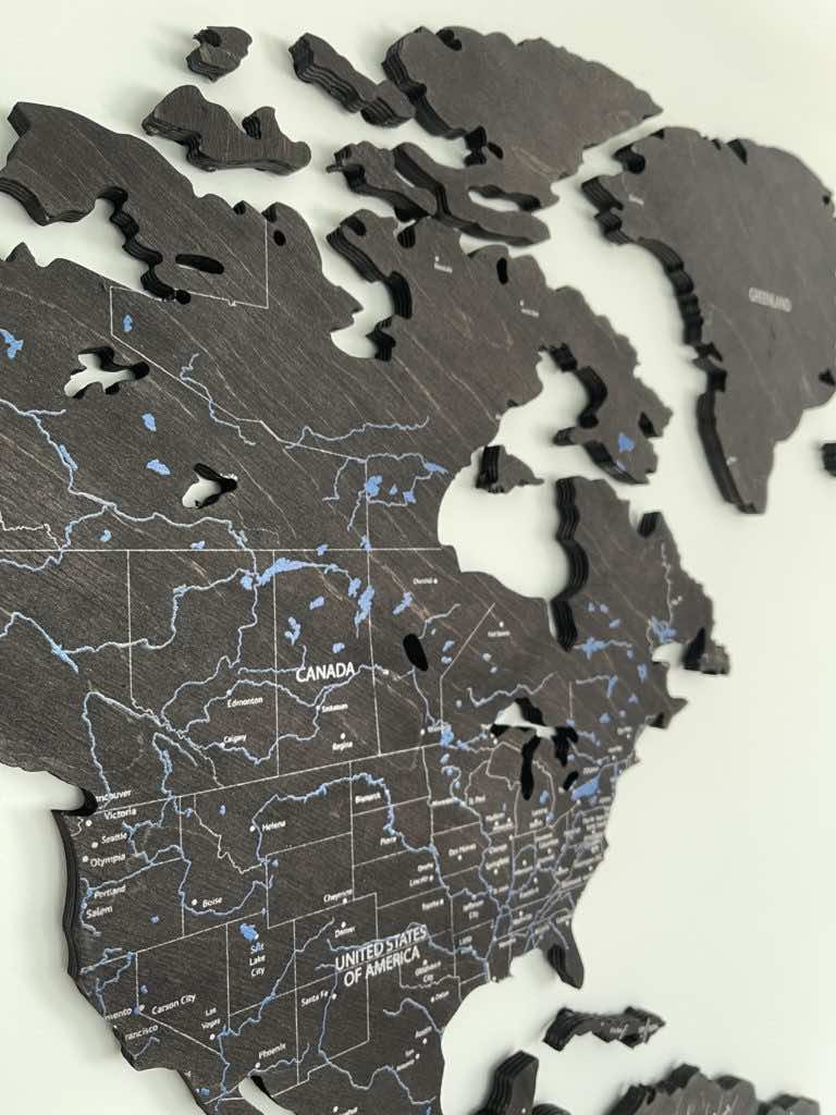 Drewniana mapa świata – ozdoba do każdego domu