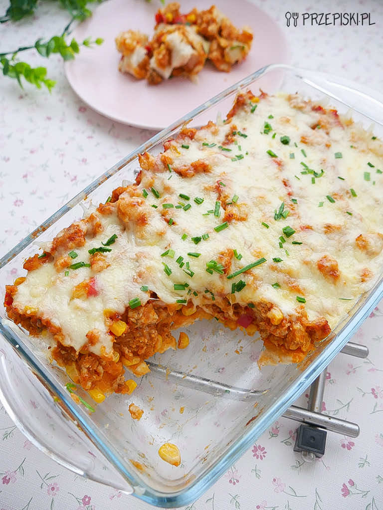 Zapiekanka z chlebem tostowym