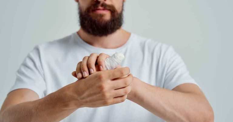 Co zrobić z odciętym palcem, aby można było go przyszyć