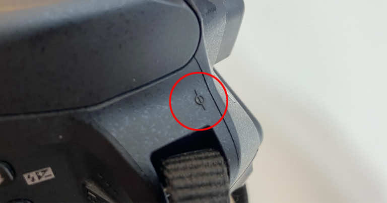 Czy wiesz co oznacza ten symbol na obudowie aparatu?