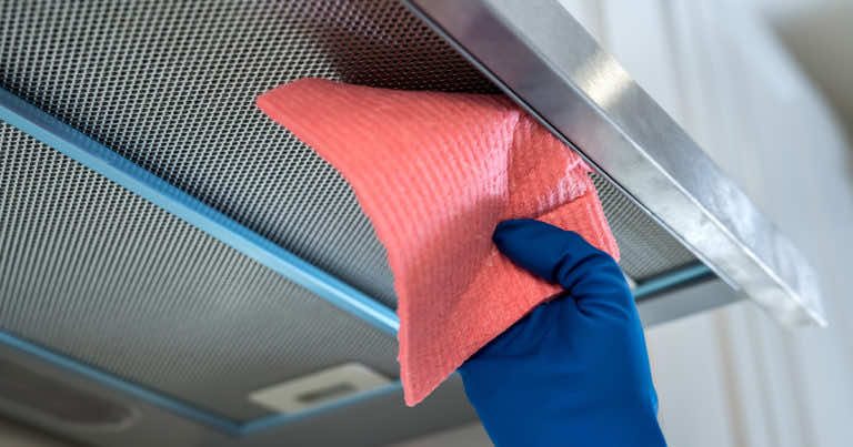 5 produktów, które masz już w domu do czyszczenia stali nierdzewnej