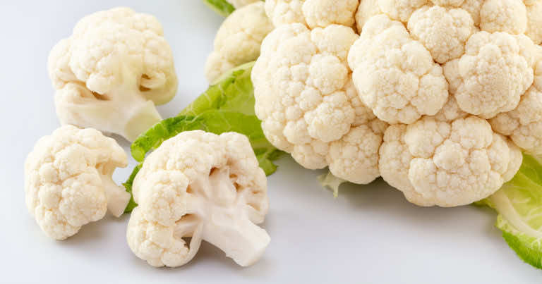 Gotowanie kalafiora w wodzie z cukrem