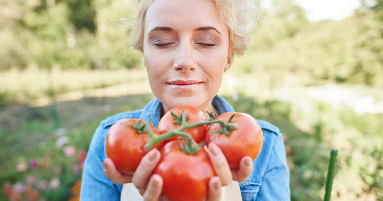 Chcesz schudnąć? Jedz więcej tych warzyw. Mają naprawdę mało kalorii!