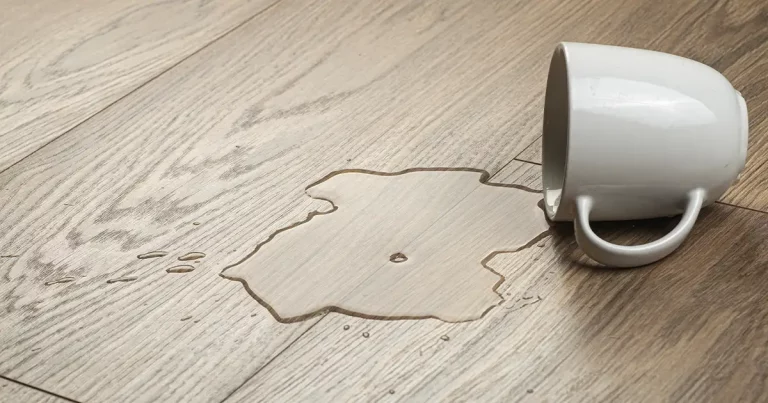 Spuchnięte panele podłogowe – jak je uratować?