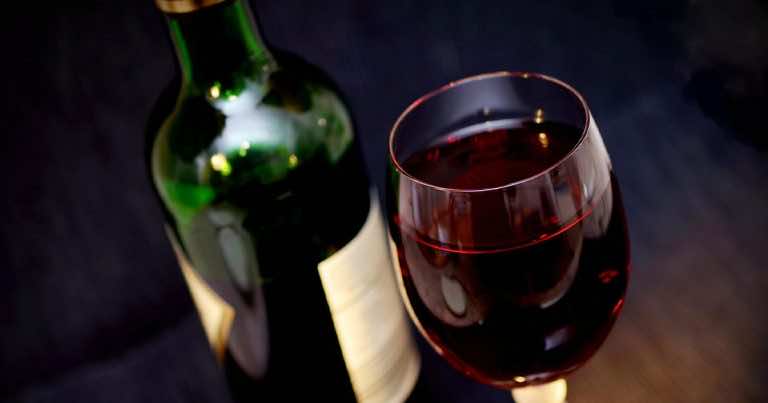 Przystawki do wina – co podać jako przekąskę do wina?