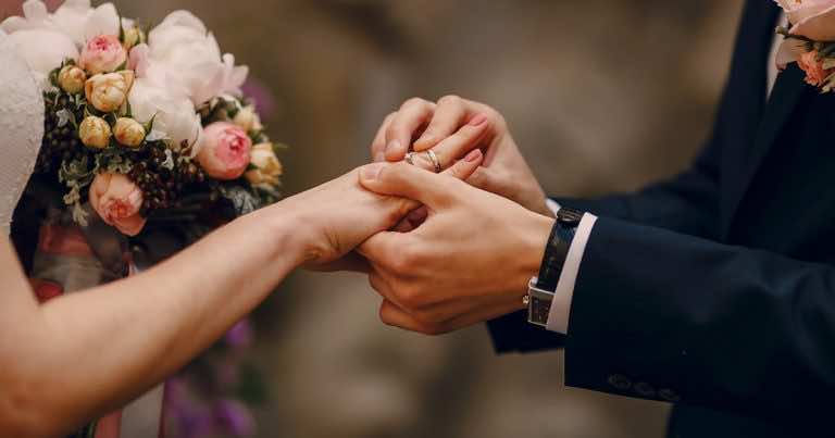 Gdzie kupić wódkę na wesele, aby było najtaniej?