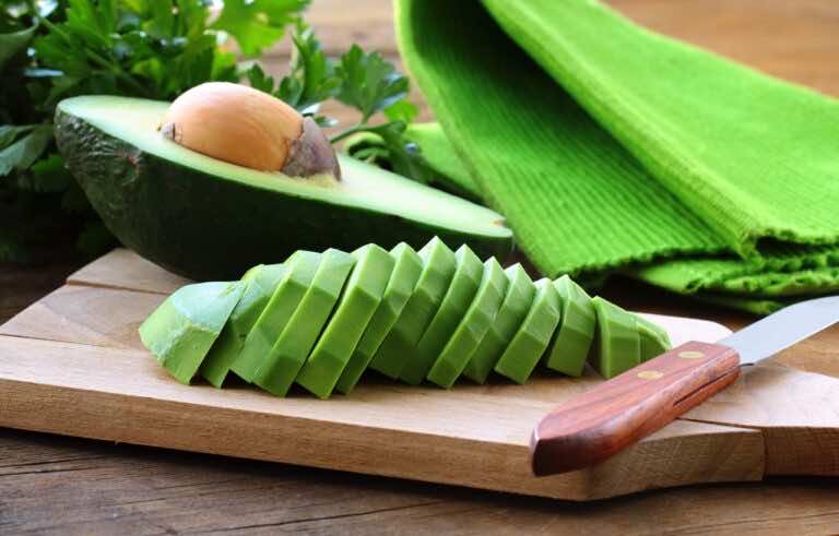 Co zrobić, aby awokado szybciej dojrzało?