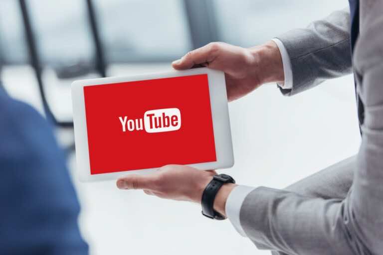 Jak odtworzyć film na YouTube od dowolnego momentu?