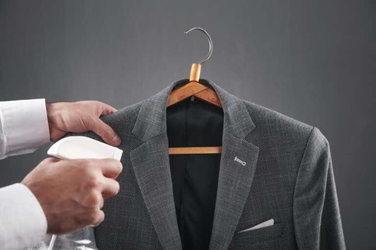 Domowy płyn na elektryzujące się ubrania