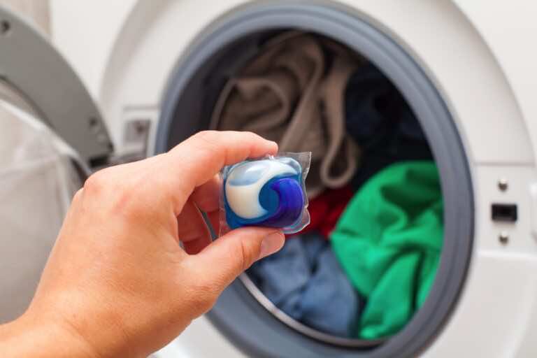 Przez te błędy kapsułki do prania są mniej skuteczne
