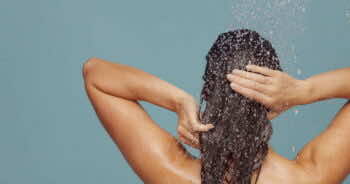 Jak dbać o włosy suche i delikatne?