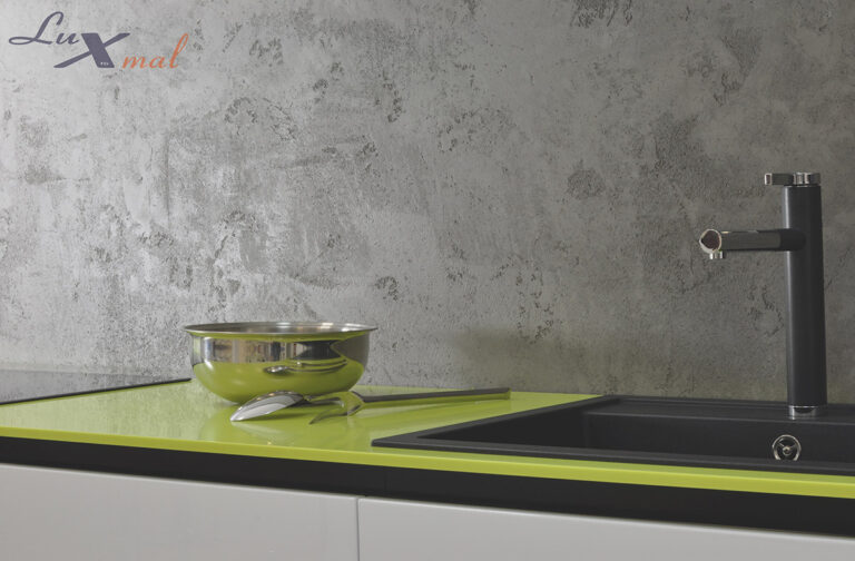 Modne efekty na ścianie - tynk czy farba dekoracyjna?