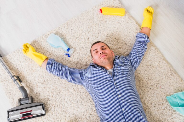 Soda oczyszczona i odświeżanie tapicerki i dywanów