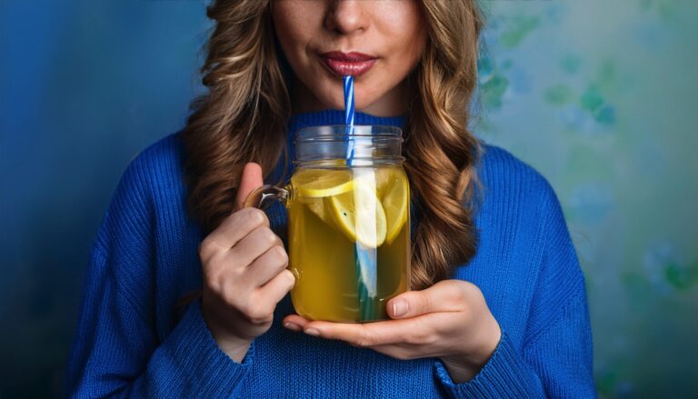 Dlaczego warto pić lemoniadę z chabrów