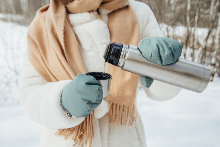 Jak wyczyścić termos w środku