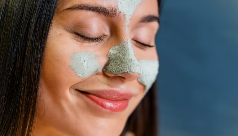 Ten domowy sposób na zaskórniki działa cuda