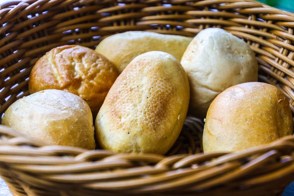 Jak wykorzystać czerstwe bułki